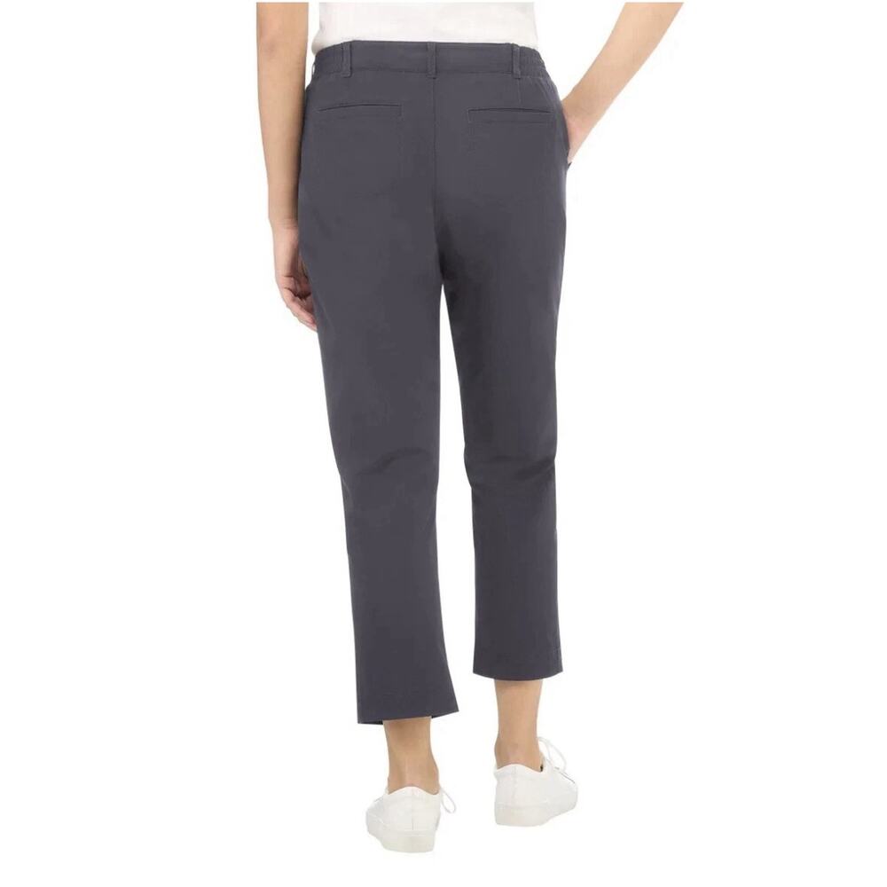 Kirkland Signature Women's Gray Capri Travel Pant Size 12 Nylon Gorpcore - Picture 2 of 16